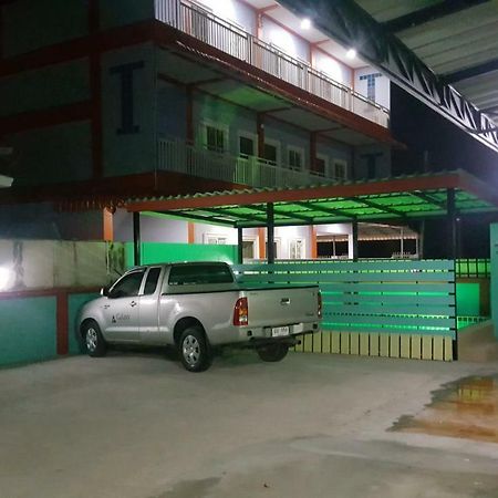 Baanpak Soi 102 Hotell HHQ Eksteriør bilde