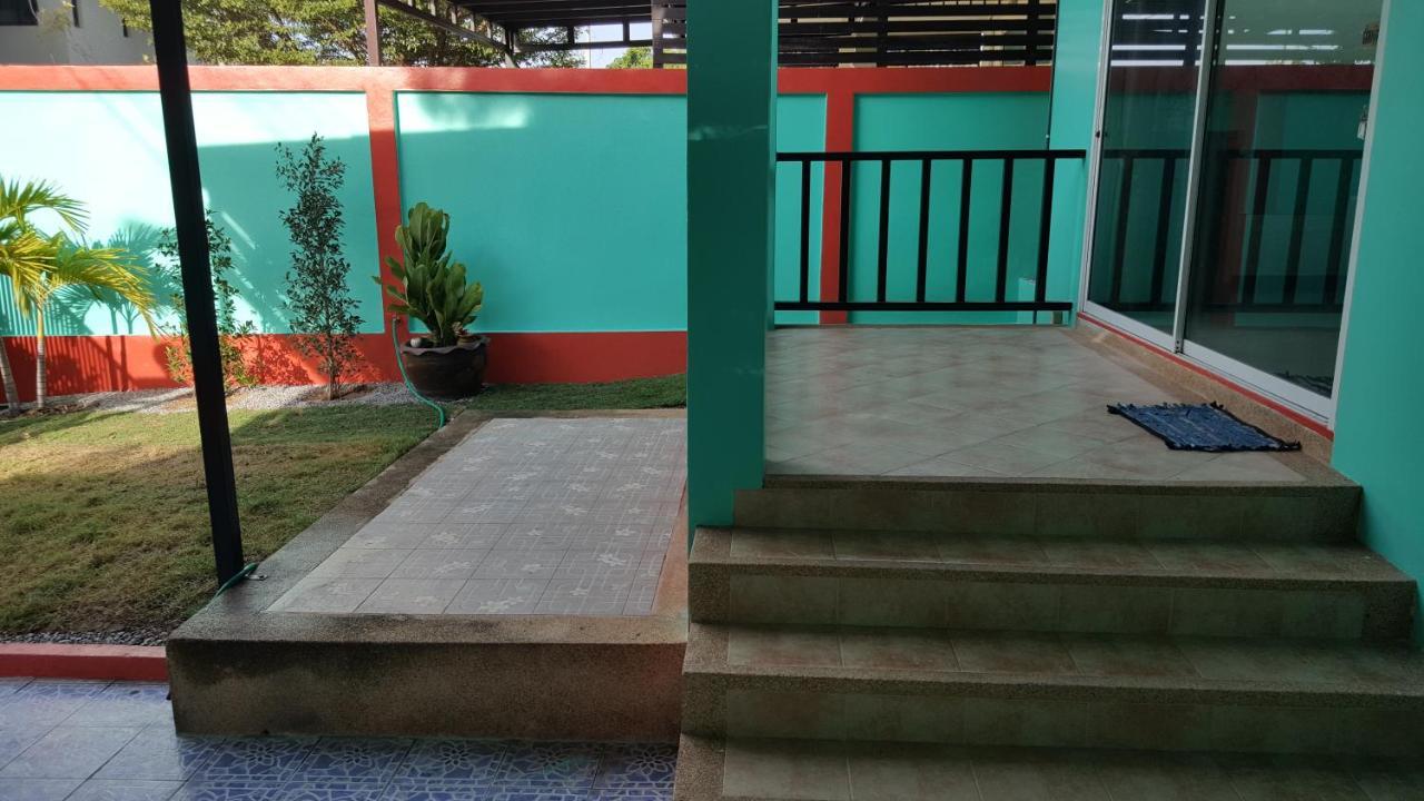 Baanpak Soi 102 Hotell HHQ Eksteriør bilde
