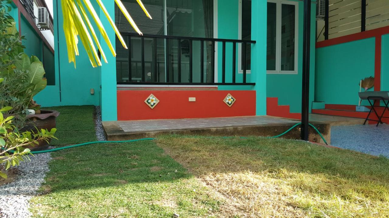 Baanpak Soi 102 Hotell HHQ Eksteriør bilde