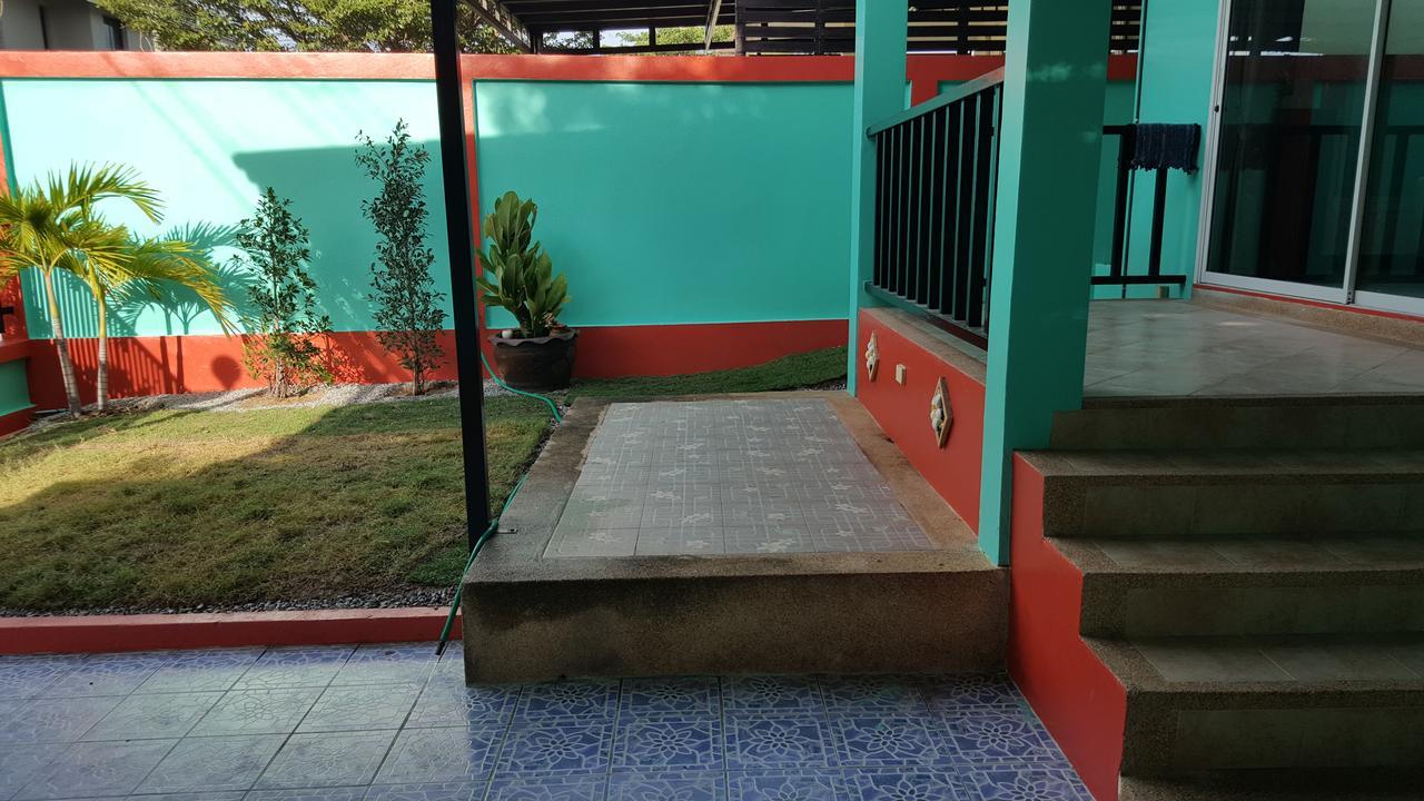 Baanpak Soi 102 Hotell HHQ Eksteriør bilde