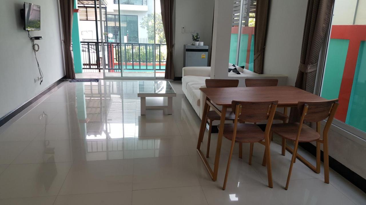 Baanpak Soi 102 Hotell HHQ Eksteriør bilde