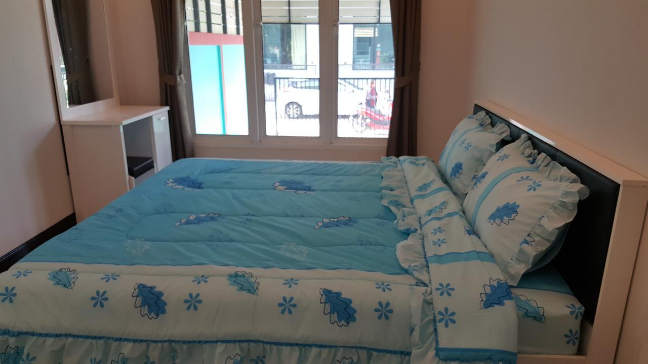 Baanpak Soi 102 Hotell HHQ Eksteriør bilde